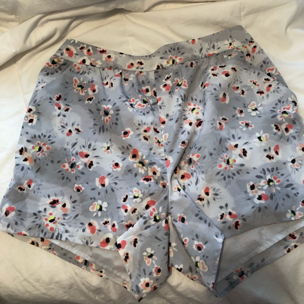 High waisted flowy shorts